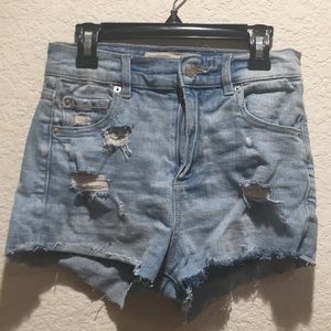 Light wash garage jean shorts